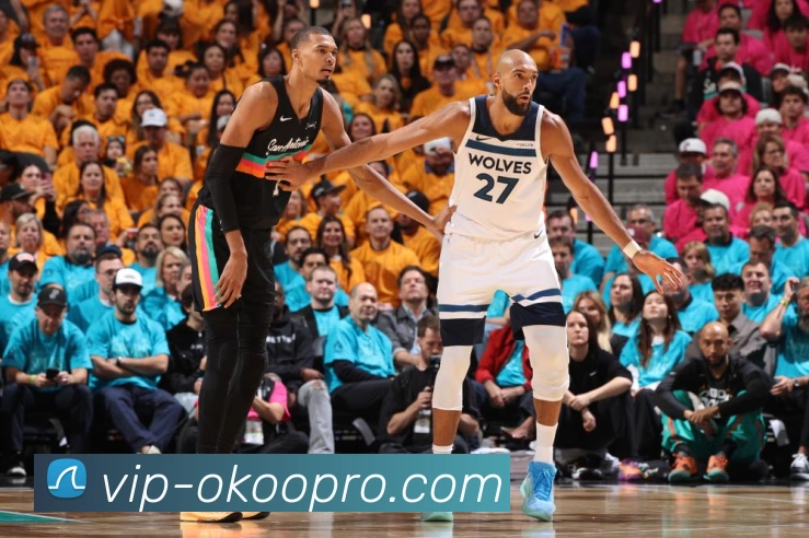 从欧洲天才到NBA传奇中锋迪瓦茨篮球生涯辉煌历程与时代影响深度解析